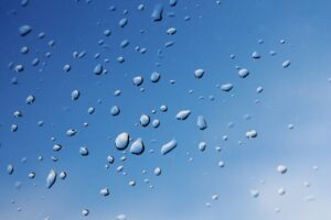 a drop of rain meaning in English